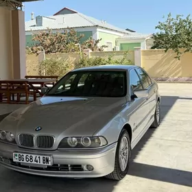 BMW 528 2000