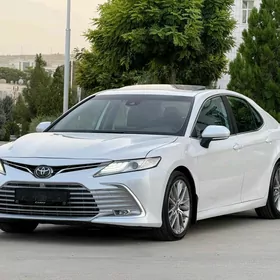 Toyota Camry 2022
