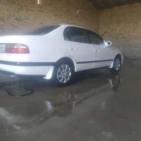 Toyota Corona 1995