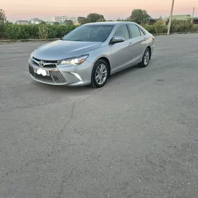 Toyota Camry 2017