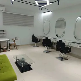 salon arnda HAYYRATN YANI