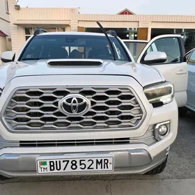 Toyota Tacoma 2021