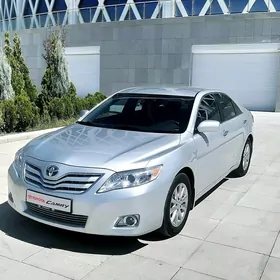 Toyota Camry 2010