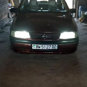 Opel Vectra 1989