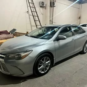 Toyota Camry 2017