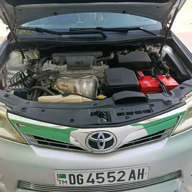 Toyota Camry 2013