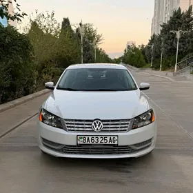 Volkswagen Passat 2012