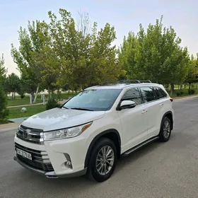Toyota Highlander 2018