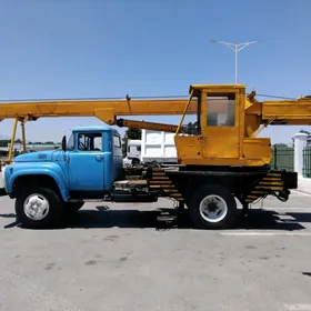 Zil 130 2025