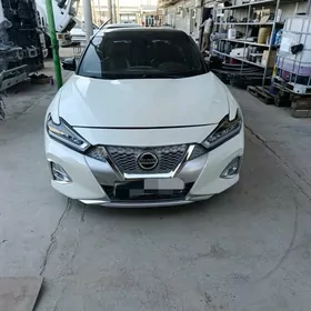 Nissan Maxima 2020