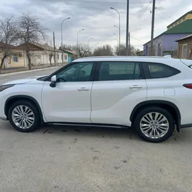 Toyota Highlander 2020