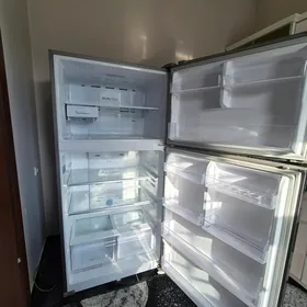 Samsung Holodilnik 553L Gyssag