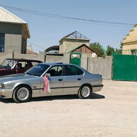 BMW E34 1990