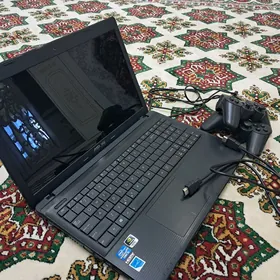 Asus. Noutbuk