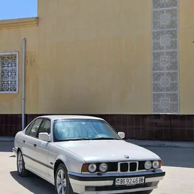 BMW 525 1990
