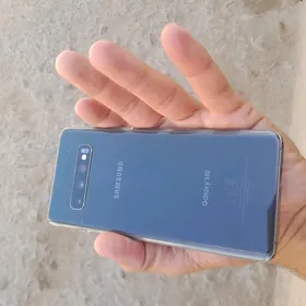 S10