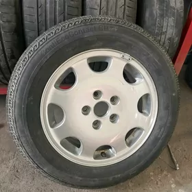 AUDI MERCEDES ZAPASKA TAZE