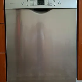 BOSCH pasuda moyka