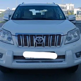 Toyota Land Cruiser Prado 2011