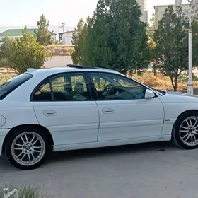 Opel Omega 2003