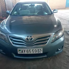 Toyota Camry 2010