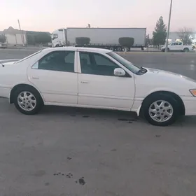 Toyota Camry 1999