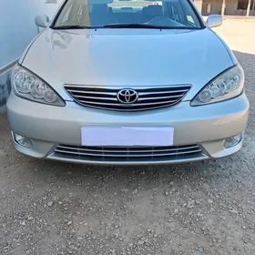 Toyota Camry 2004