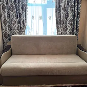 spalny divan