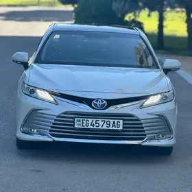 Toyota Camry 2022