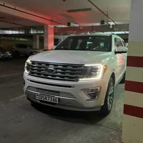 Ford Expedition 2021