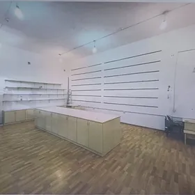 Продаю магазин на первом этаже