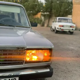 Lada 2107 2000