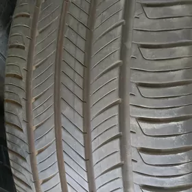 235-45-18 hankook 2023