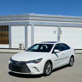 Toyota Camry 2016