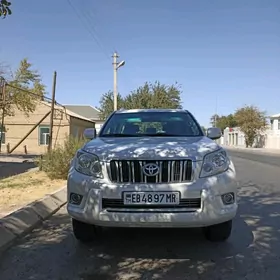 Toyota Land Cruiser Prado 2012