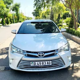 Toyota Camry 2017