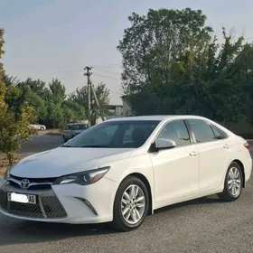 Toyota Camry 2015