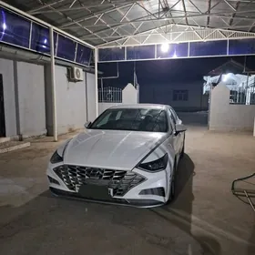 Hyundai Sonata 2021