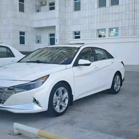 Hyundai Elantra 2021