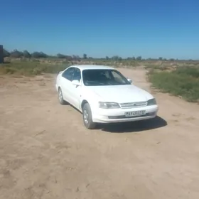 Toyota Carina 1995