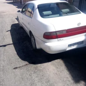Toyota Corona 1992