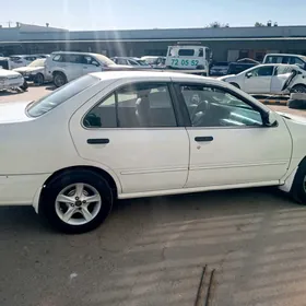 Nissan Sunny 1999