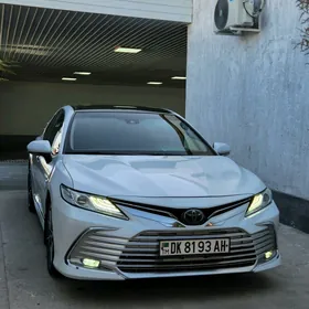Toyota Camry 2020