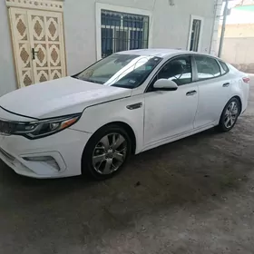 Kia Optima 2020