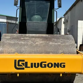Lugong CLG6114E 2011