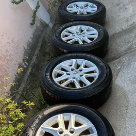 Dunlop 285/60/18 2023