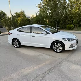 Hyundai Elantra 2018