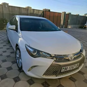 Toyota Camry 2016