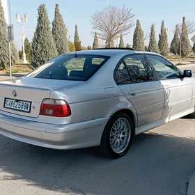 BMW 528 2003