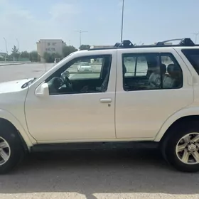 Nissan Pathfinder 2003